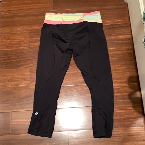 Lululemon crops - Picture 3 of 6